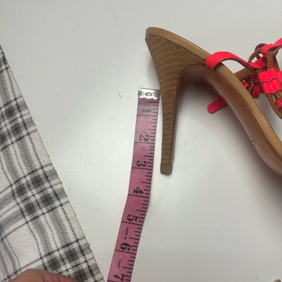 ‼️CLEARANCE!!! Couch Tan Strappy Neon Orange Strap Lana Leather Skinny Heel 10‼️ - Picture 13 of 16